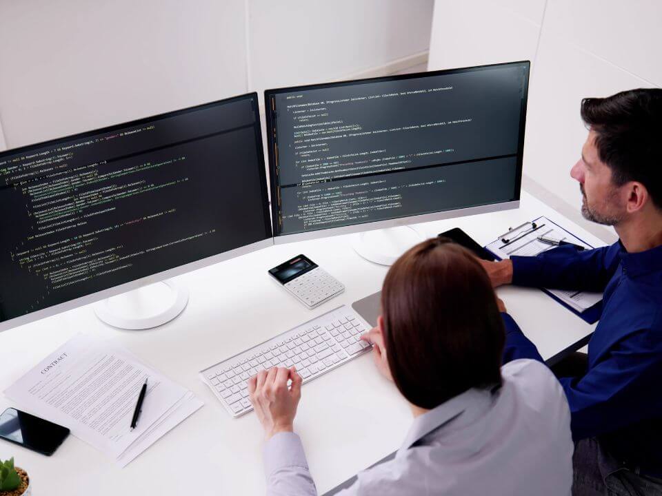 Featured image for “Mobile Usability Modernization & Developer Mentorship for a Global Insurance Brokerage”