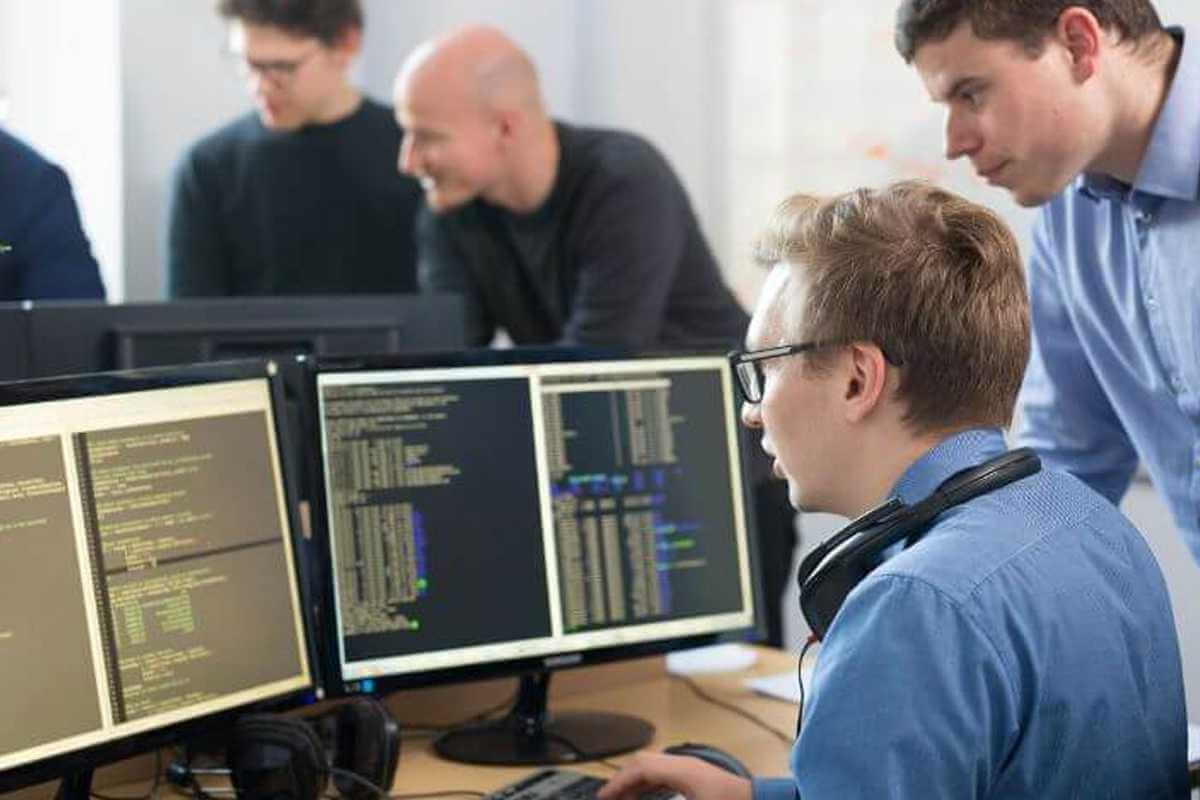 custom software development team at work in tucson